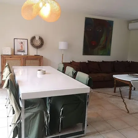Villa Avec Jardin Maraussan